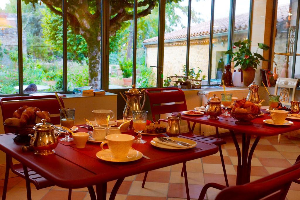 1 Logis A Domme - Piscine & Spa Экстерьер фото